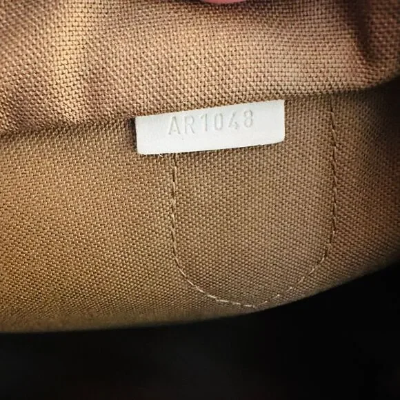 Louis Vuitton Montorgueil GM - Picture 16 of 16